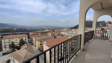 App.to signorile in Piazza della Vittoria
