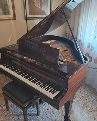 Pianoforte Kawai 1/4 di coda