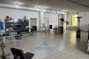 Immobile di 820 m² a Marigliano