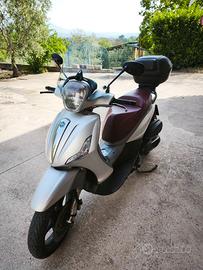 Piaggio Beverly 350 sport Touring 