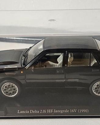 Modellino Lancia Delta 2.0i HF Integrale 16V