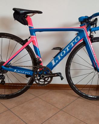 Bici da corsa Liotto Aquila Aero