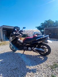 Yamaha Tmax 