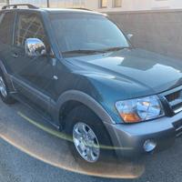 Mitsubishi Pajero 3.5i GDI V6 24V cat 3p. GLS2
