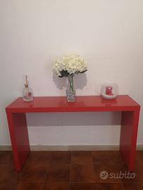 consolle  Ikea serie Malm Rossa