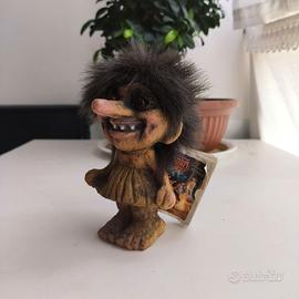 Troll Bambina Nyform Norvegese