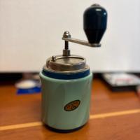 Macinacaffè vintage italiano 1950 tre spade