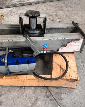 Traversa idraulica ca fossa 5000 kg.