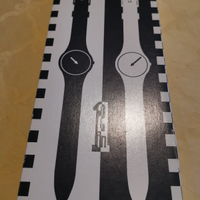 Swatch Black and White