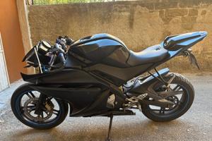 MOTO YAMAHA YZF R125