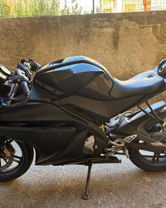 MOTO YAMAHA YZF R125