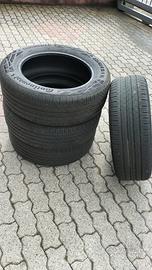 Gomme 225/60/18