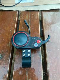 Acceleratore monopattino elettrico 