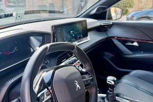 Peugeot 208 GT