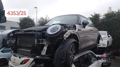 Pezzi di ricambio mini cooper S (f55) del 2021