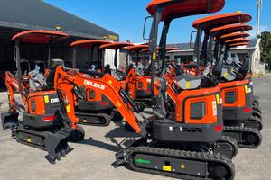 Miniescavatore M120 motore Yanmar 3 cilindri, carr