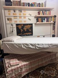 Letti a castello mobili e parete attrezzata