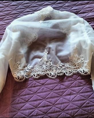 Coprispalle e coroncina capelli da sposa