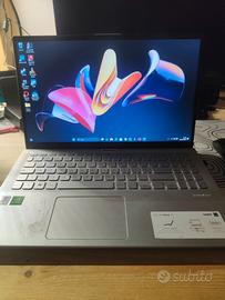 computer portatile Asus + caricatore 