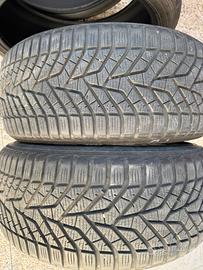 Gomme 225/40 18