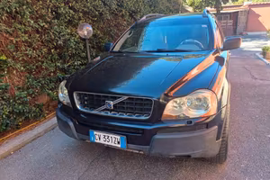 Volvo XC 90 XC90 2.4 D5 185 CV AWD 7 POSTI 4X4