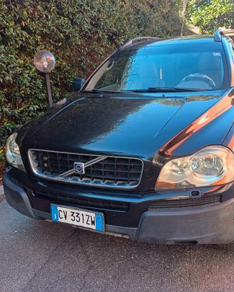 Volvo XC 90 XC90 2.4 D5 185 CV AWD 7 POSTI 4X4
