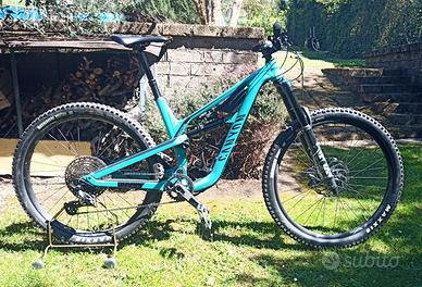 Canyon Spectral AL 6 taglia S 2022 ruote 27,5"