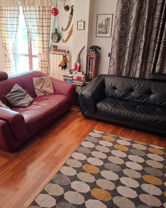 divano bordeaux in vera pelle nirvana