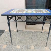 Tavolo in ferro da giardino 