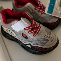 Scarpe bambino nuove