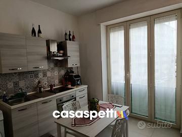 Appartamento di 92 m² con 4 locali a Lecce