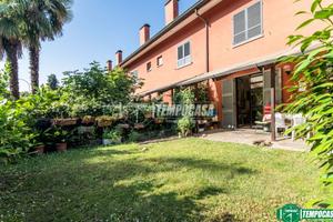 Villa a Schiera a Arese 5 locali