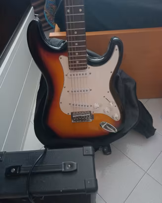 chitarra elettrica 