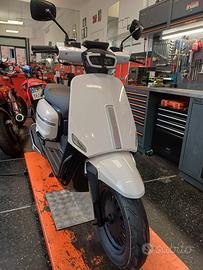 Velocifero Tennis 125