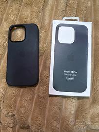 cover iphone 14 pro nera magsafe