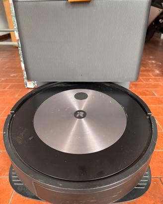Roomba j7+