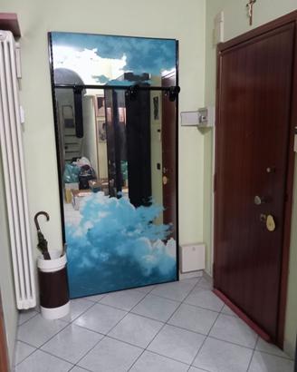 Specchio con appendiabiti