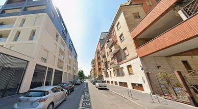 Monolocale in P.ta Genova con balcone e cortile