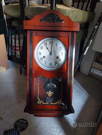 Orologio a pendolo vintage