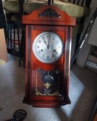 Orologio a pendolo vintage