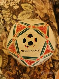 Pallone piccolo cuoio Mondiale Italia 90 