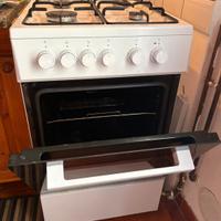 Macchina del gas con forno compreso