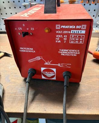 Saldatrice 220V