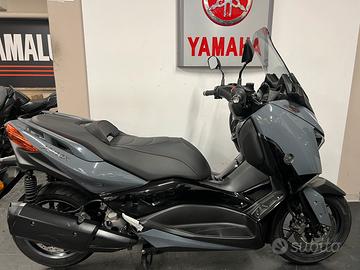 YAMAHA XMAX 300 Tech Max