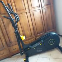 Attrezzo ginnico Ellittica Domyos 520 connessa bt