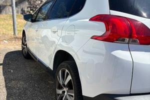 Peugeot 2008 1.6 e-HDi 92CV ALLURE