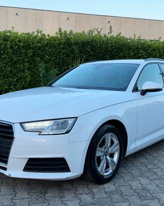 Audi A4 2.0 TDI 150 CV ULTRA EURO6