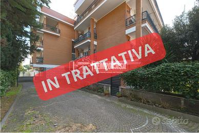 ATTICO CON TERRAZZO E BOX AUTO. CASSIA- TOMBA DI