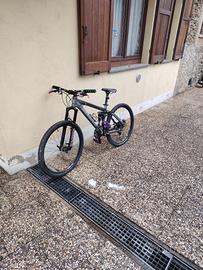  bici da enduro mondraker!!! 