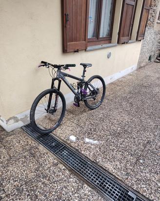  bici da enduro mondraker!!! 